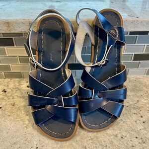 Salt Water original sandal size 8
